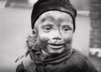 3歳の煙突掃除人の映像 1930年代